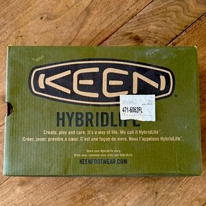 Keen Newport H2 women’s Sandler never worn